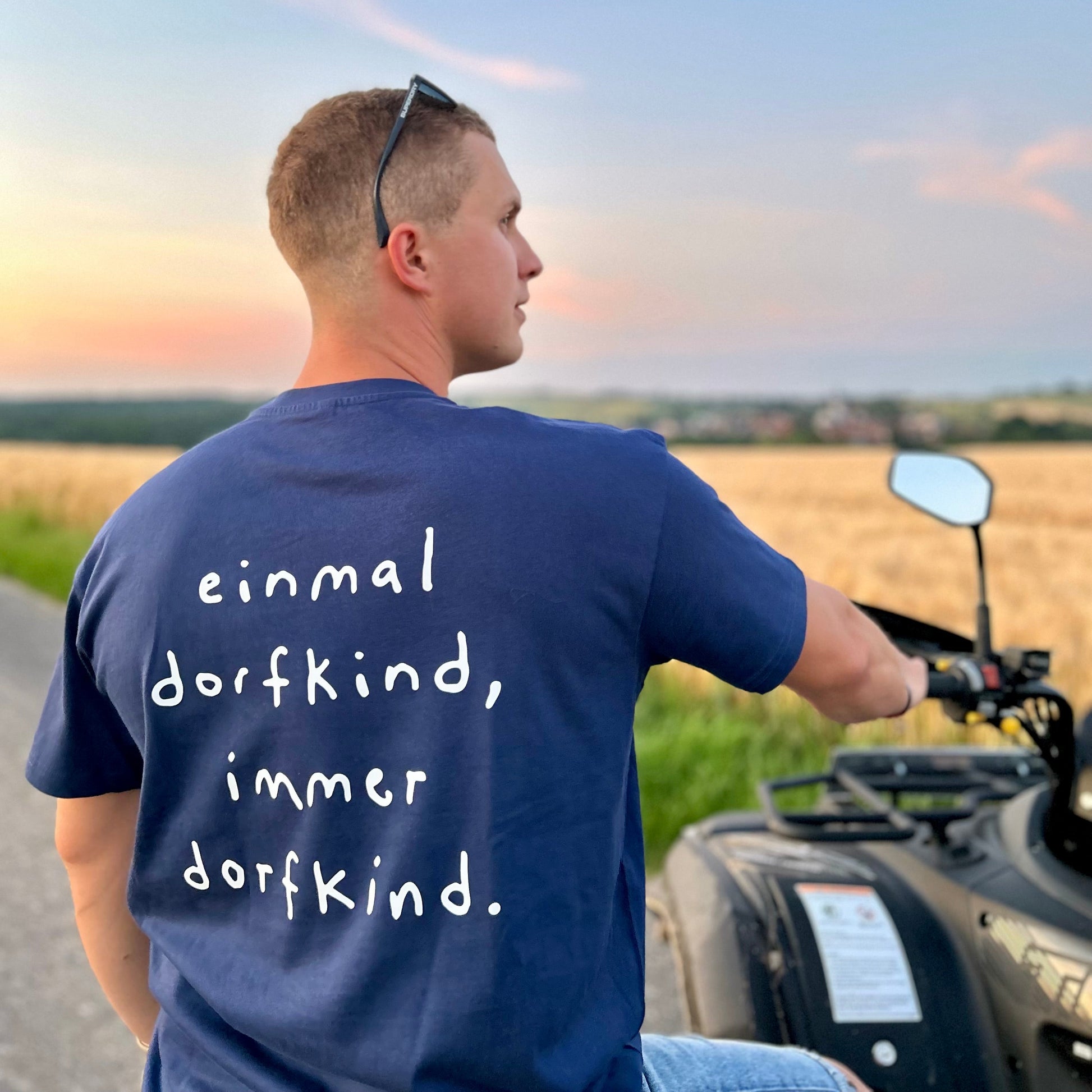 dorfkind shirt von hinten